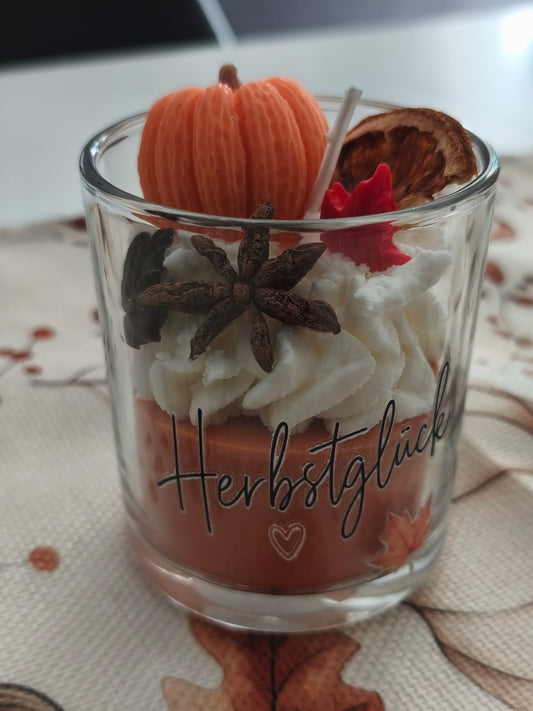 Herbstkerze mit Kürbis – handgemacht